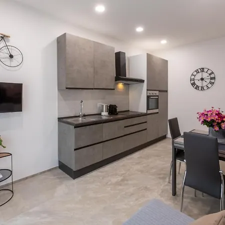 Le Di Anna - Apartament *